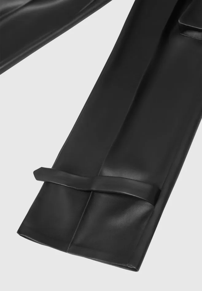Women Manire De Voir Leather Pleated Cargo Trousers Black