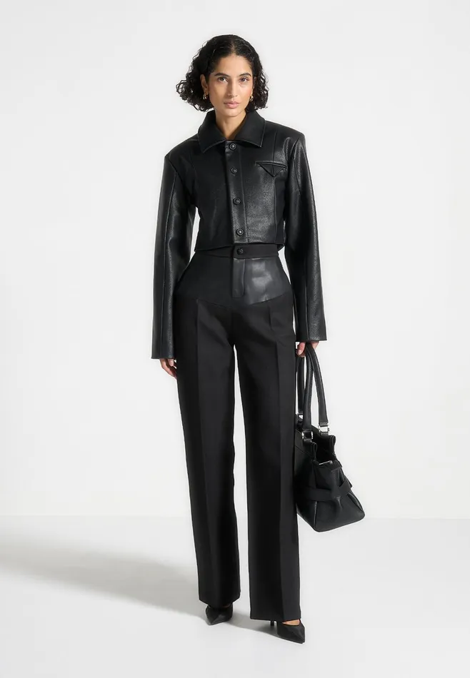 Women Manire De Voir Wide Shoulder Pebbled Leather Jacket Black