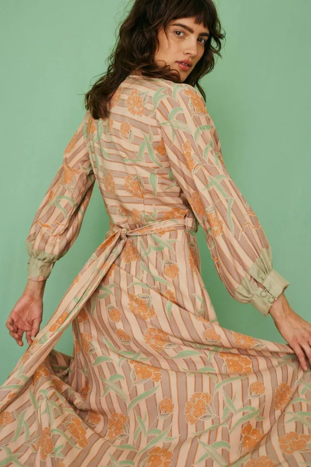 Women Natalie Martin Dresses Kate Long Sleeve Maxi Chamomile Apricot