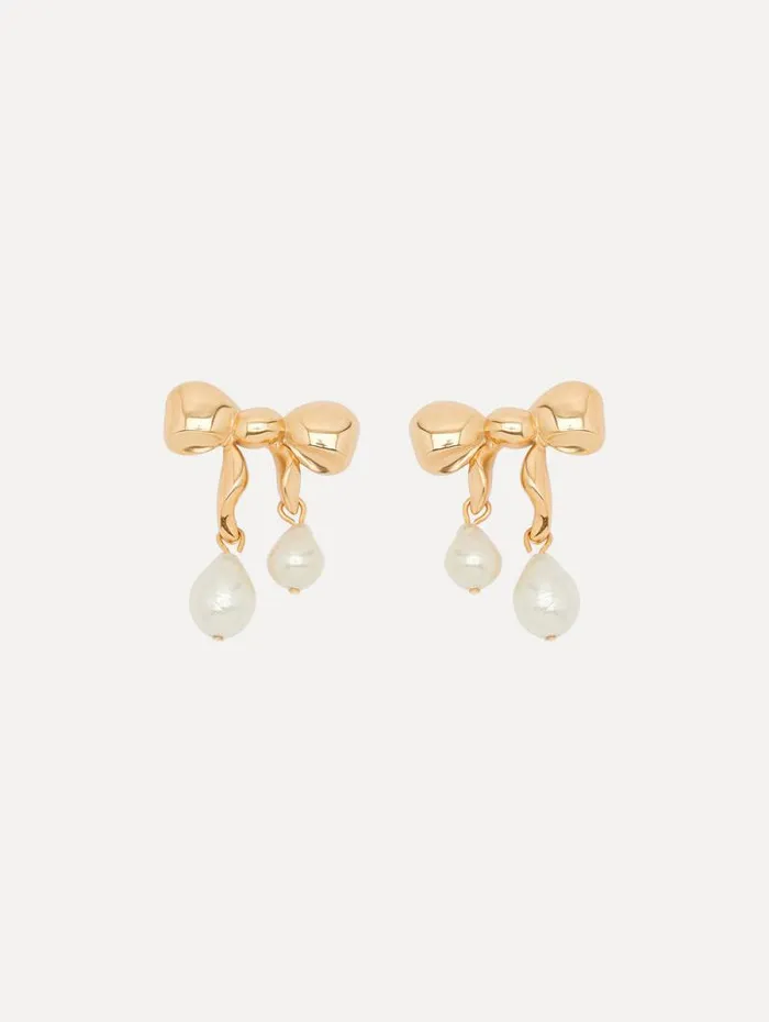 Women Oscar De La Renta Earrings Heart and Bow Pearl Earrings Gold