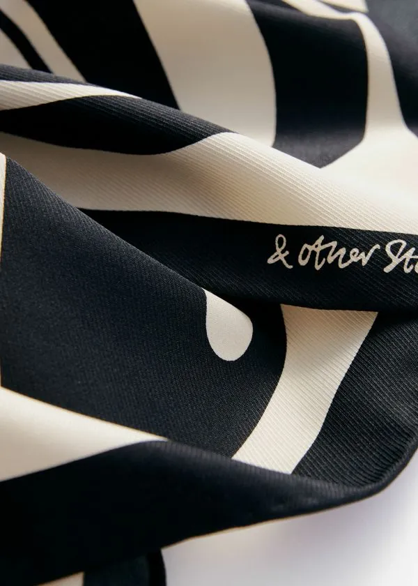 Women Scarves and Other Stories Leaf Print Scarf Black Women Scarves and Other Stories Leaf Print Scarf Black