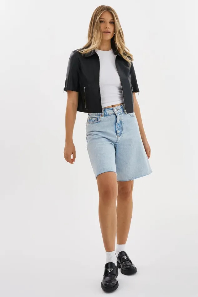 Women SEVANA Reversible Leather Jacket Blacksilver LAMARQUE Short Sleeve Jackets Women SEVANA Reversible Leather Jacket Blacksilver LAMARQUE Short Sleeve Jackets